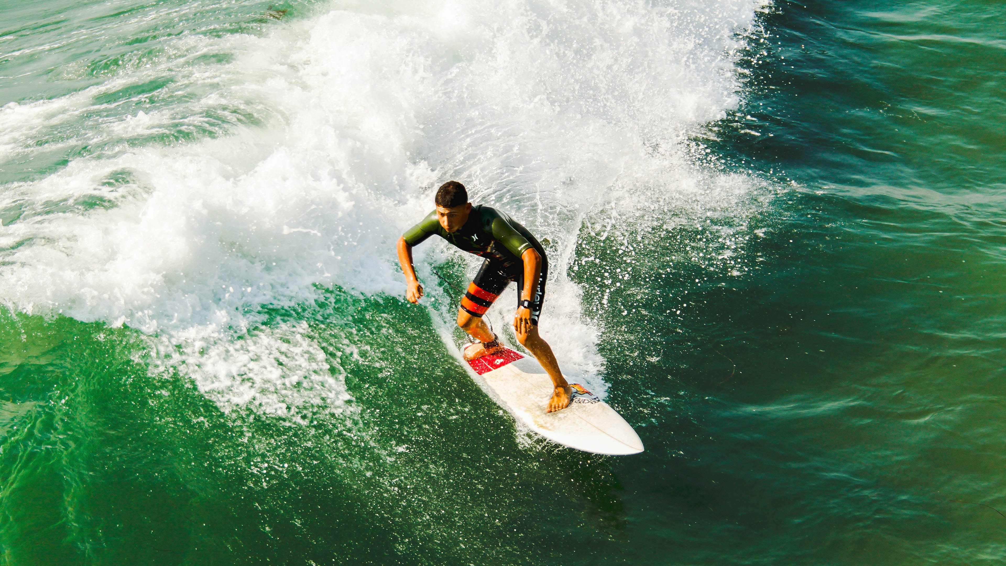 德甲：勒沃库森2-2平沃尔夫斯堡，恩昆库精彩长传助攻，勒沃库森vs韦恩